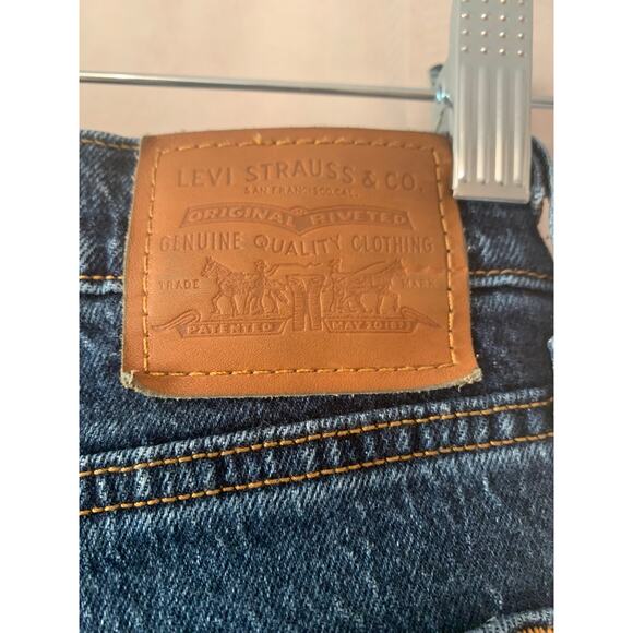 Levi's Wedgie Straight Button Fly Raw Hem Waterless Jean Women's Size 28 - Picture 7 of 12